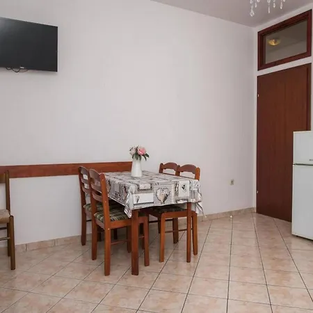 Gaj Brodarica - A8 * Brodarica (Sibenik-Knin)